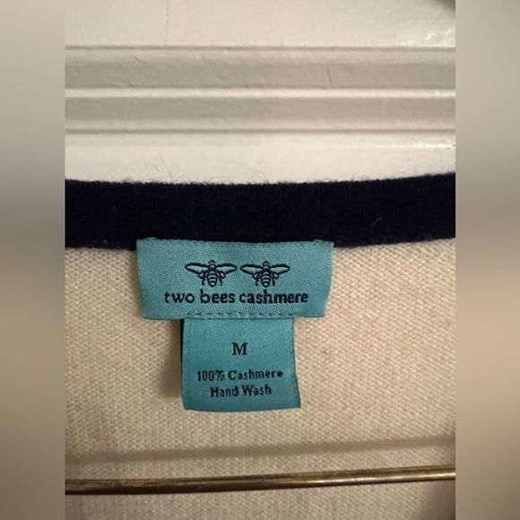 Tuckernuck Two Bees 100% Cashmere Striped Anchor Tunic Ivory/Navy/Red Size M - Picture 11 of 12